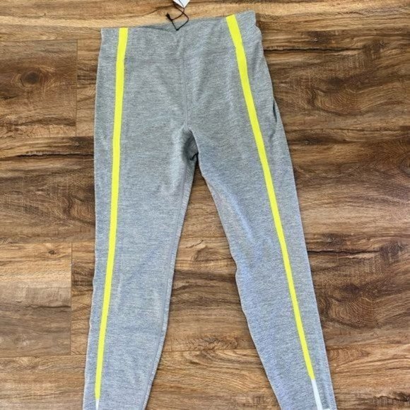 ZYIA ACTIVE Light n Luxe High Rise 7/8 24” leggings Grey Neon tape Size M NWT - Picture 6 of 12